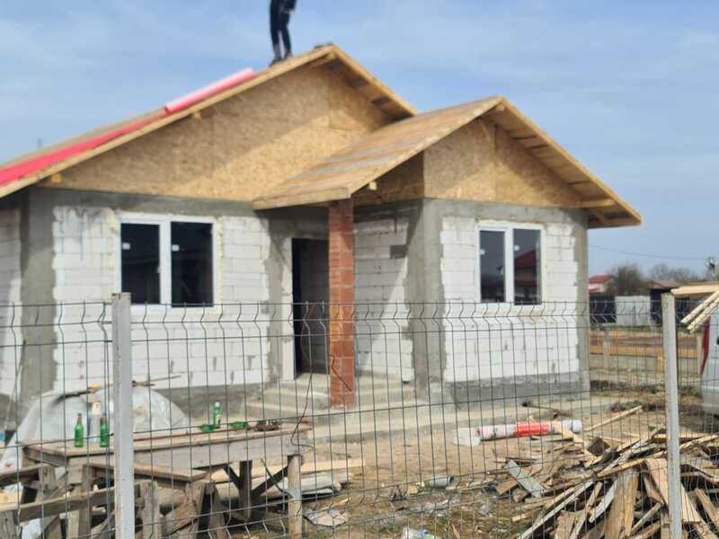 Acoperisuri, montaj si reparatii.